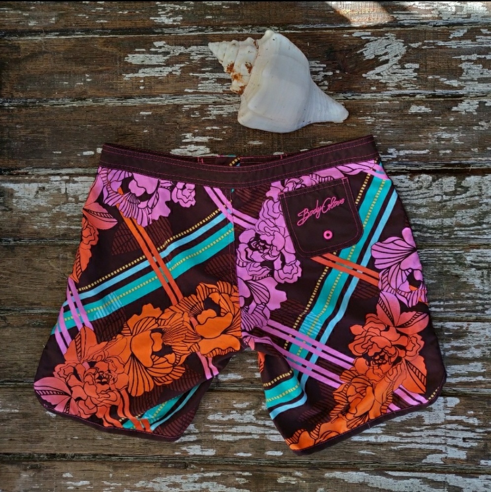 Body Glove board shorts